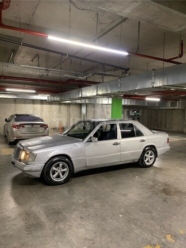 Mercedes E 200 1993, 452,147 km - 2.0 л - Bakı