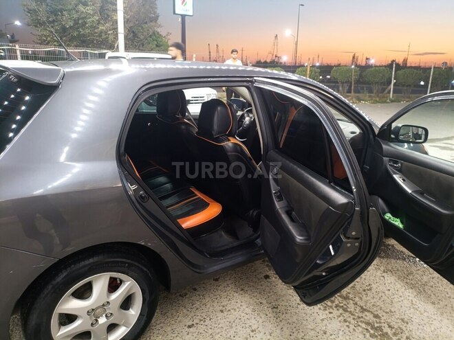 Toyota Corolla 2005, 275,000 km - 1.4 л - Bakı