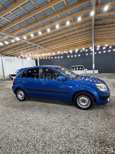 Kia Rio 2006, 330,000 km - 1.4 l - Bakı