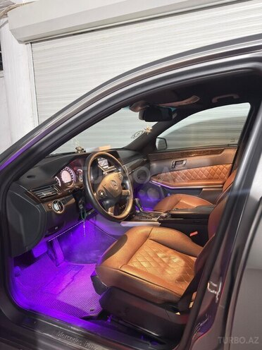 Mercedes E 250 2010, 360,000 km - 2.1 л - Bakı