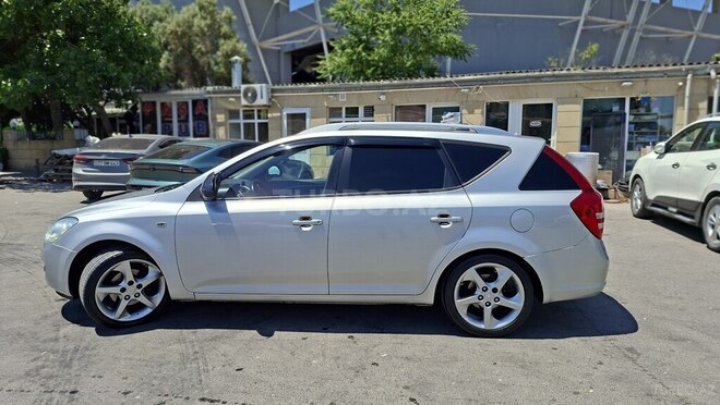 Kia  2007, 440,000 km - 1.6 l - Bakı