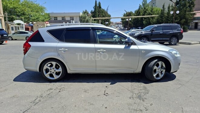 Kia  2007, 440,000 km - 1.6 l - Bakı
