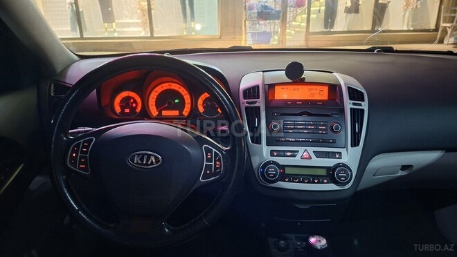 Kia  2007, 440,000 km - 1.6 l - Bakı