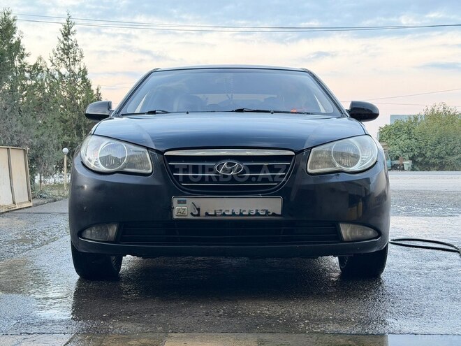 Hyundai Avante 2007, 290,000 km - 1.6 l - Quba