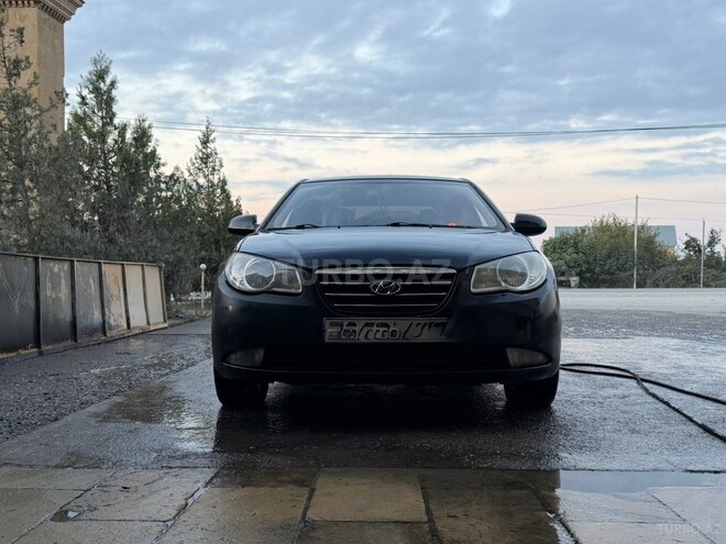 Hyundai Avante 2007, 290,000 km - 1.6 l - Quba