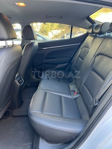 Hyundai Avante 2015, 248,000 km - 1.6 l - Bakı