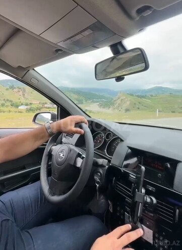 Opel Astra 2006, 299,000 km - 1.4 l - Bakı
