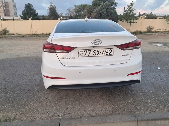 Hyundai Avante 2016, 160,000 km - 1.6 l - Bakı