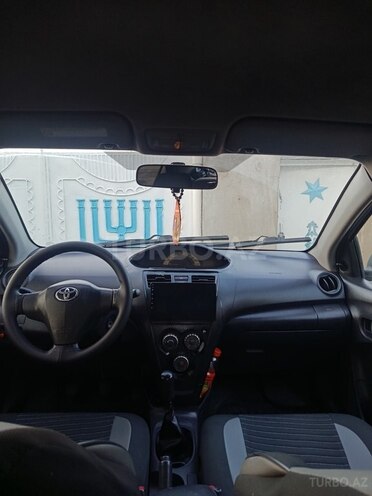 Toyota Yaris 2008, 527,000 km - 1.3 л - Oğuz