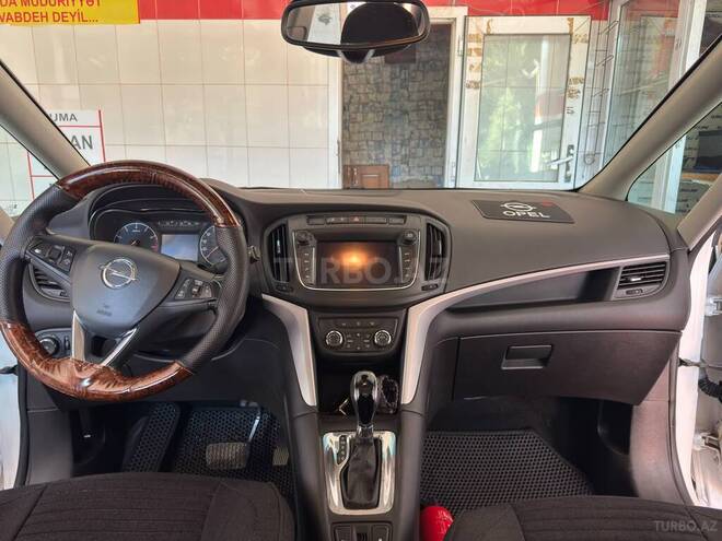 Opel Zafira 2017, 217,000 km - 1.4 l - Bakı