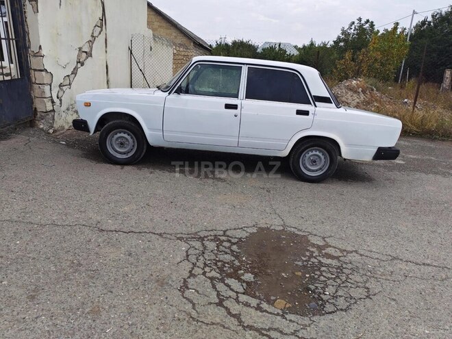 LADA (VAZ) 2107 2006, 20,060 km - 1.6 l - Tovuz