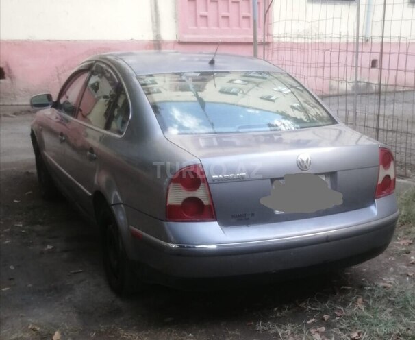 Volkswagen Passat 2002, 205,212 km - 1.8 l - Ağdaş
