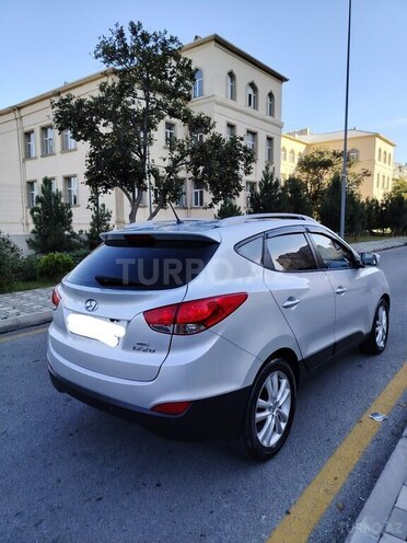 Hyundai ix35 2010, 240,000 km - 2.0 l - Bakı