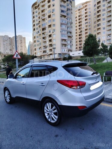 Hyundai ix35 2010, 240,000 km - 2.0 l - Bakı