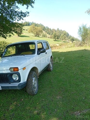 LADA (VAZ) Niva 1999, 291,659 km - 1.7 л - Astara