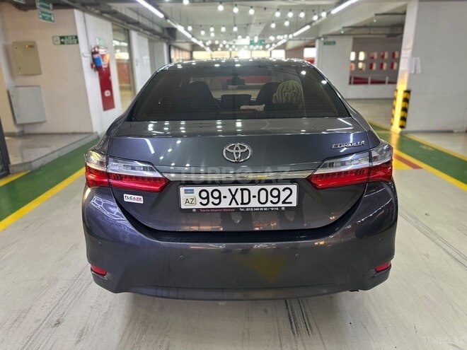 Toyota Corolla 2017, 254,044 km - 1.6 l - Bakı