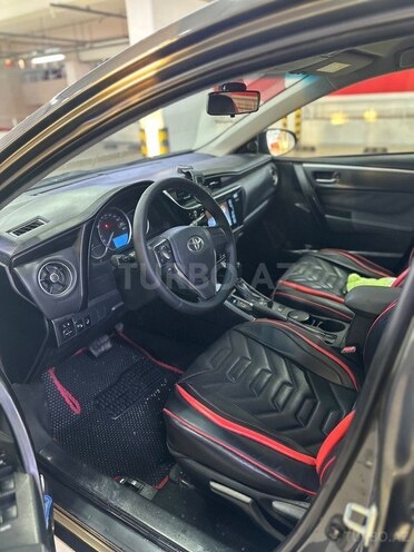 Toyota Corolla 2017, 254,044 km - 1.6 l - Bakı
