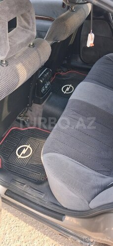 Opel Omega 1995, 422,722 km - 2.0 l - Sabirabad