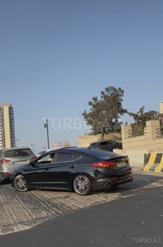 Hyundai Elantra 2017, 205,996 km - 1.6 l - Bakı