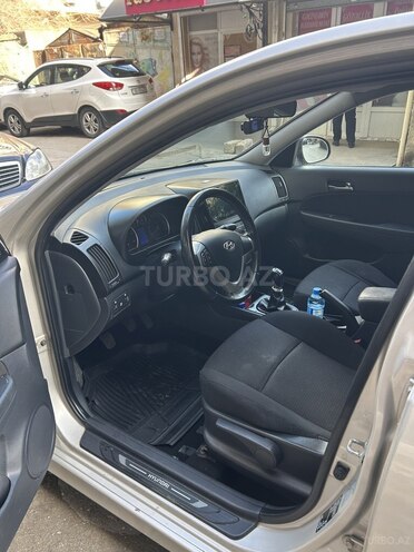 Hyundai i30 2011, 386,000 km - 1.6 l - Bakı
