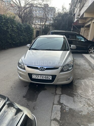 Hyundai i30 2011, 386,000 km - 1.6 l - Bakı