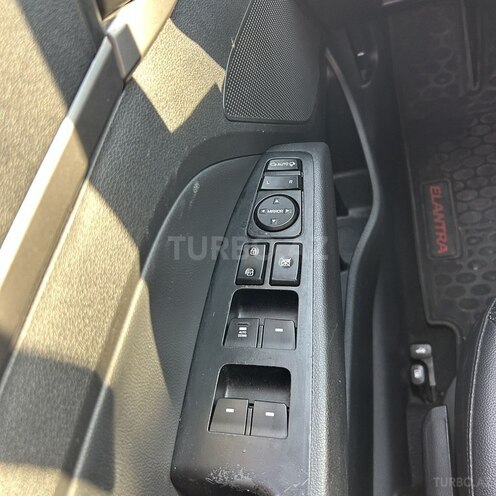 Hyundai Avante 2016, 166,000 km - 1.6 л - Bakı