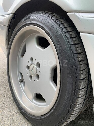 Mercedes C 230 2000, 350,000 km - 2.3 л - Bakı