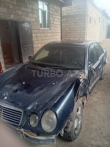 Mercedes E 280 1996, 530,000 km - 2.8 l - Şirvan