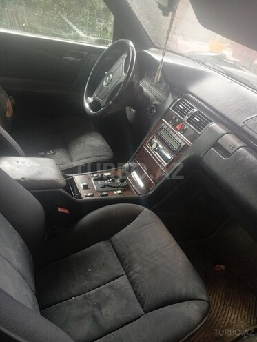 Mercedes E 280 1996, 530,000 km - 2.8 l - Şirvan