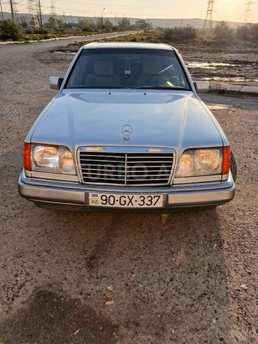 Mercedes 220 E 1994, 682,530 km - 2.2 l - Şirvan