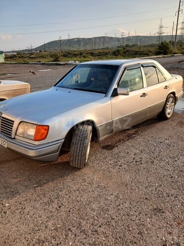 Mercedes 220 E 1994, 682,530 km - 2.2 l - Şirvan