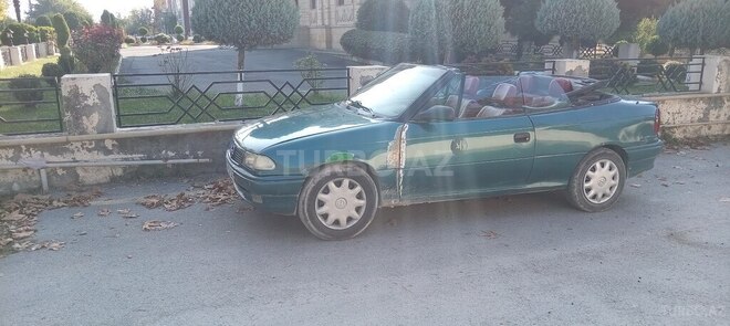 Opel Astra 1996, 250,000 km - 1.6 l - Şəki