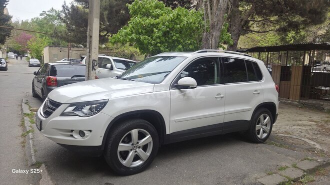 Volkswagen Tiguan 2009, 191,800 km - 2.0 л - Bakı