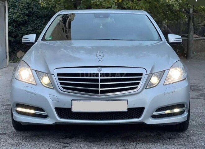 Mercedes E 220 2011, 267,000 km - 2.1 l - Bakı