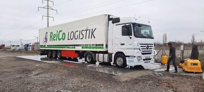 Mercedes Actros 1844 2008, 300,000 km - 12.0 l - Quba