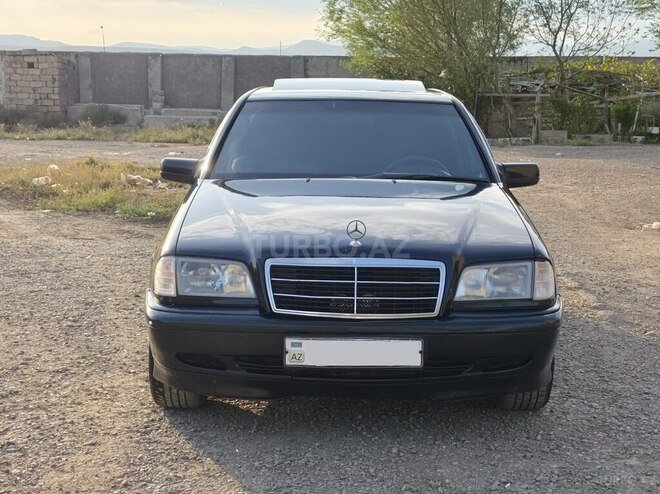Mercedes C 220 1999, 410,000 km - 2.2 l - Bakı