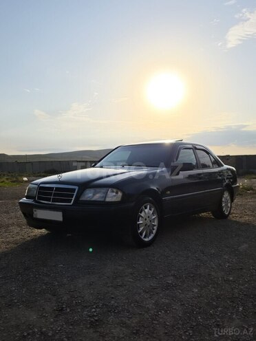 Mercedes C 220 1999, 410,000 km - 2.2 l - Bakı