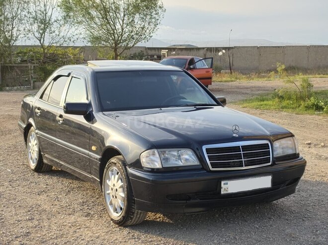 Mercedes C 220 1999, 410,000 km - 2.2 l - Bakı