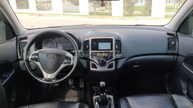 Hyundai i30 2011, 281,513 km - 1.6 l - Bakı