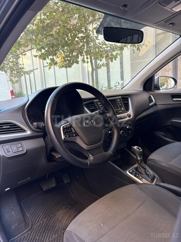 Hyundai Accent 2018, 214,000 km - 1.6 l - Bakı