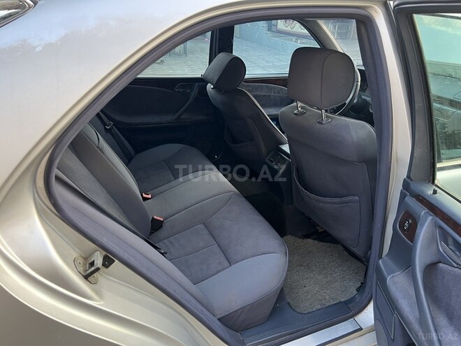 Mercedes E 240 2000, 385,215 km - 2.6 l - Bakı