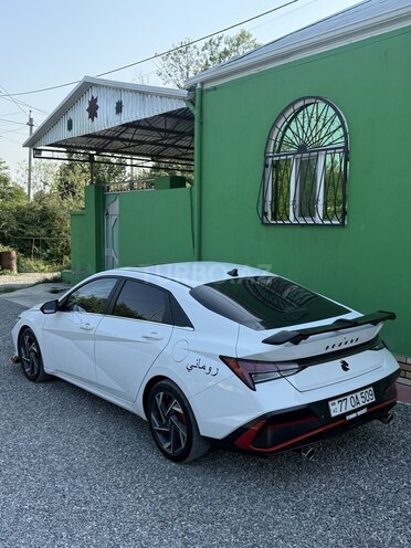 Hyundai Elantra 2023, 35,000 km - 1.5 л - Bərdə