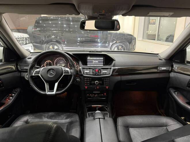 Mercedes E 350 2009, 290,500 km - 3.0 л - Sumqayıt