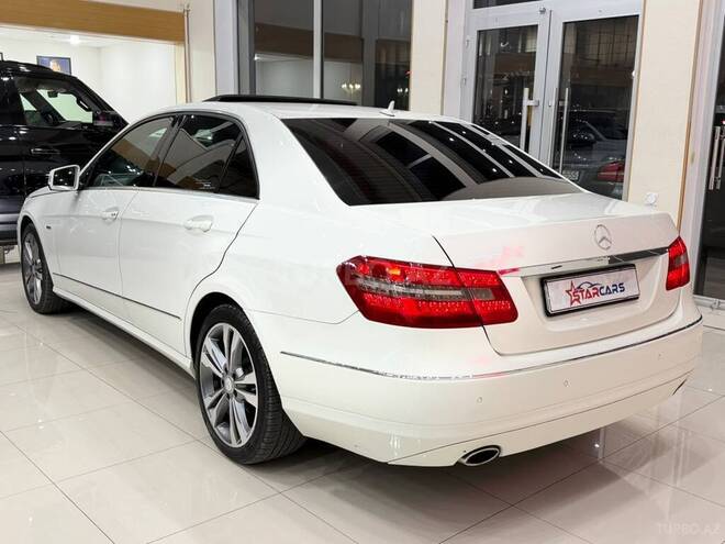 Mercedes E 350 2009, 290,500 km - 3.0 л - Sumqayıt
