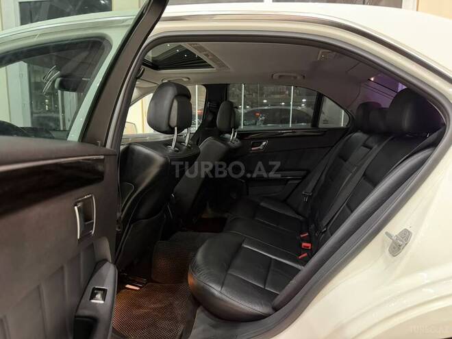 Mercedes E 350 2009, 290,500 km - 3.0 л - Sumqayıt