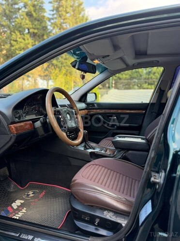 BMW 523 1997, 270,568 km - 2.5 l - İmişli