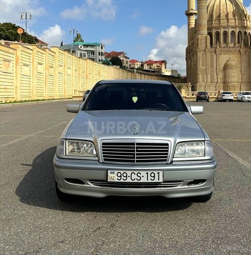 Mercedes C 200 2000, 240,462 km - 2.0 л - Bakı