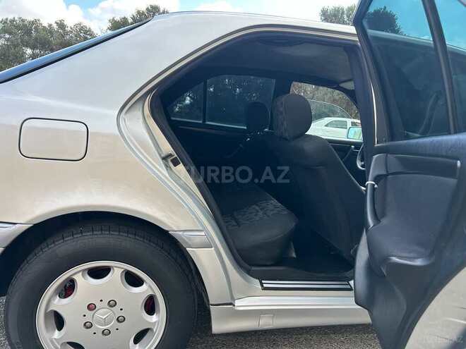 Mercedes C 200 2000, 240,462 km - 2.0 л - Bakı