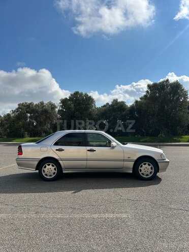 Mercedes C 200 2000, 240,462 km - 2.0 л - Bakı
