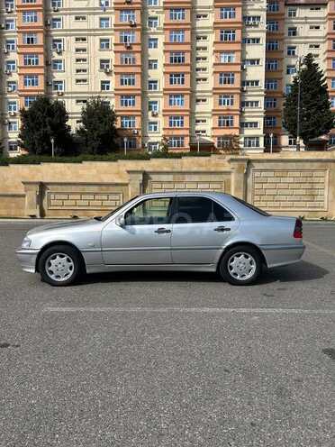 Mercedes C 200 2000, 240,462 km - 2.0 л - Bakı